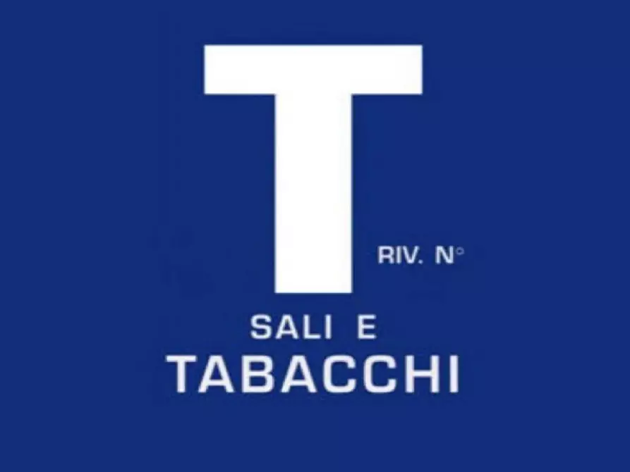 negozio in vendita ad Edolo in zona Vico