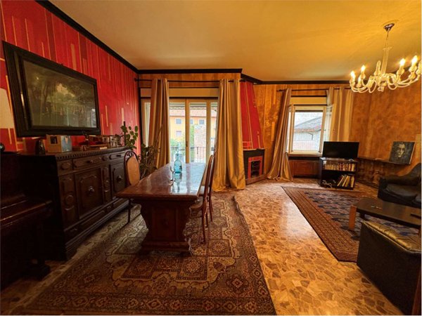 appartamento in vendita ad Edolo in zona Vico