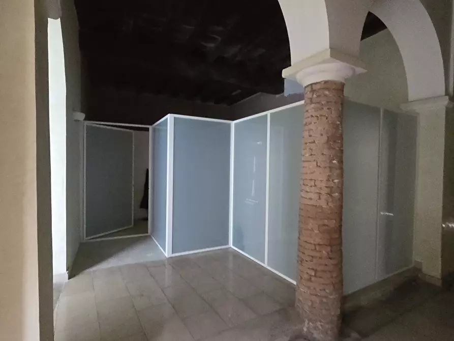 locale di sgombero in vendita ad Edolo in zona Vico