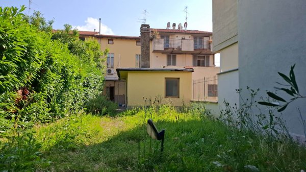 casa indipendente in vendita ad Edolo in zona Vico