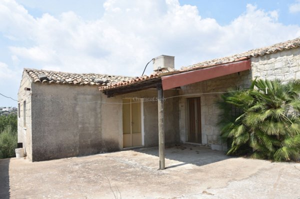 casa indipendente in vendita ad Edolo in zona Vico