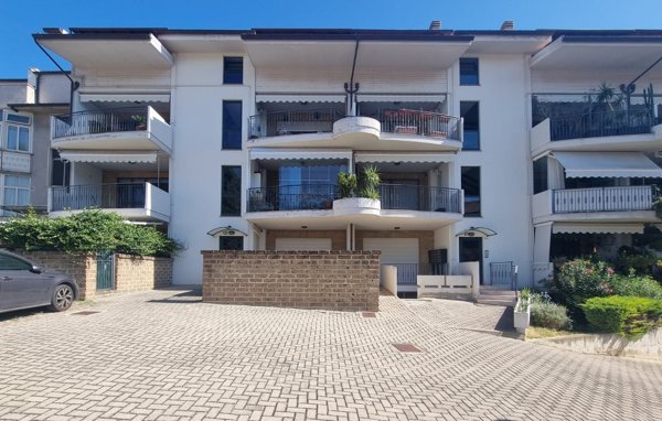 appartamento in vendita ad Edolo in zona Vico