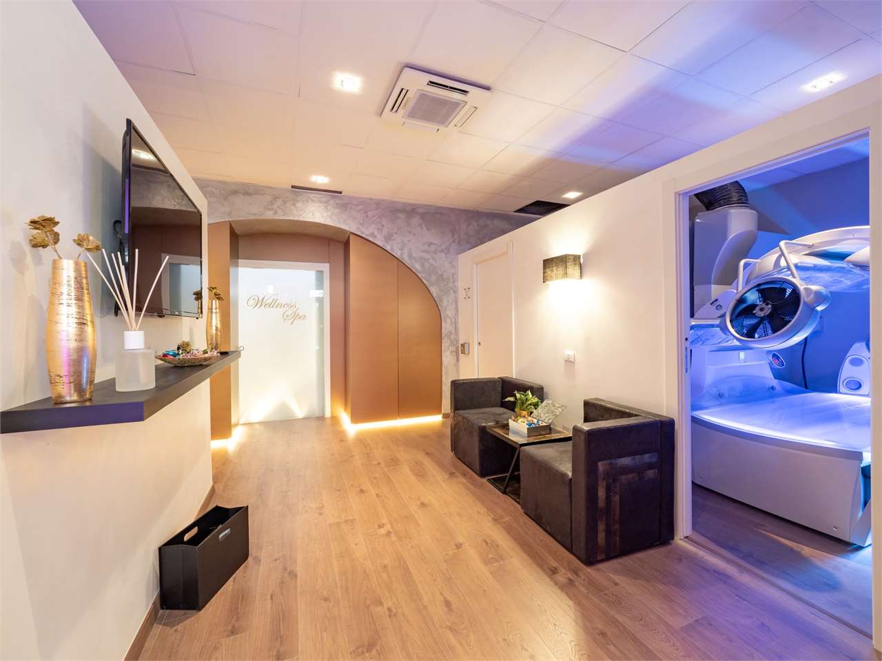 negozio in vendita ad Edolo in zona Vico