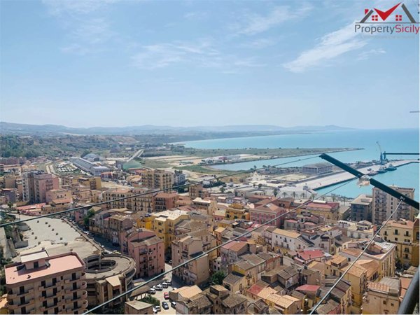 appartamento in vendita ad Edolo in zona Vico