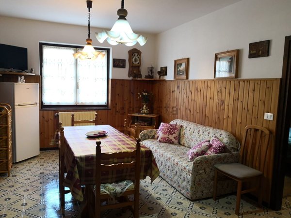 appartamento in vendita ad Edolo in zona Mù