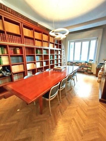 ufficio in vendita ad Edolo in zona Vico