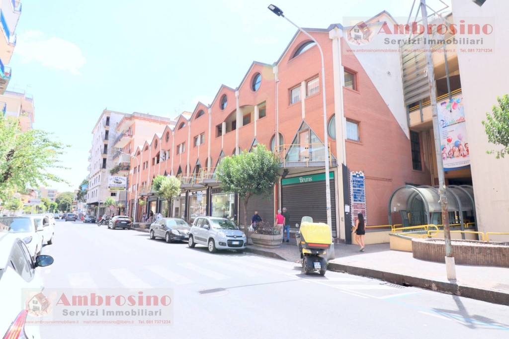 negozio in vendita ad Edolo in zona Vico