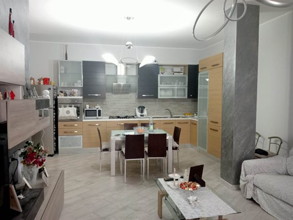 appartamento in vendita ad Edolo in zona Vico