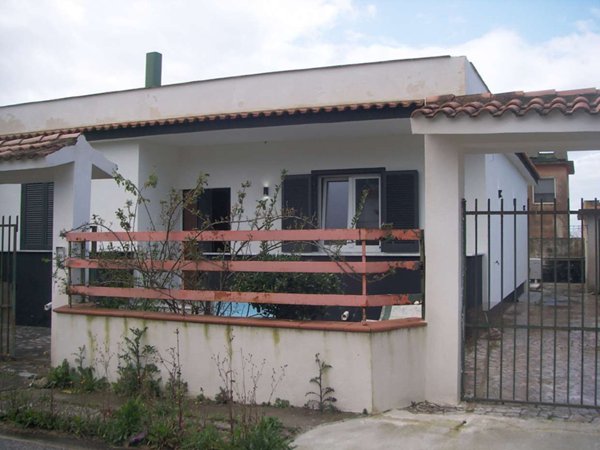 casa indipendente in vendita ad Edolo in zona Vico