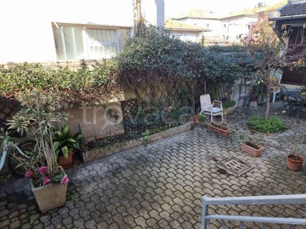 casa indipendente in vendita ad Edolo in zona Vico