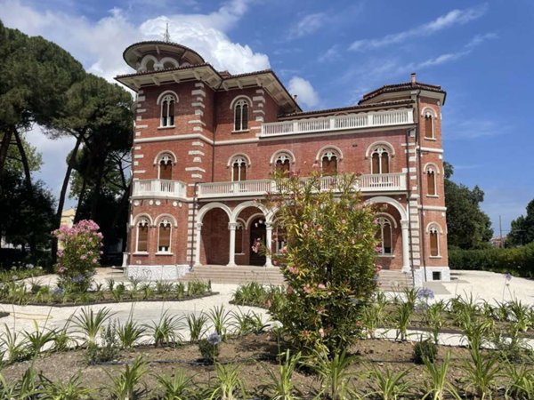 appartamento in vendita ad Edolo in zona Vico