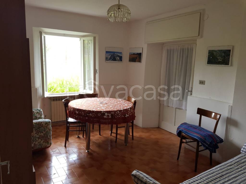 casa indipendente in vendita ad Edolo