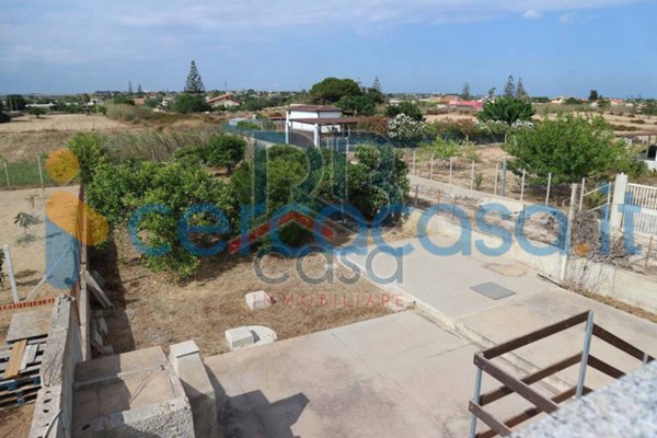 casa indipendente in vendita ad Edolo in zona Vico