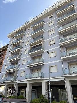 appartamento in vendita ad Edolo in zona Vico