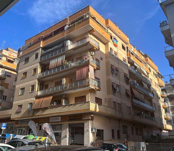 appartamento in vendita ad Edolo in zona Vico