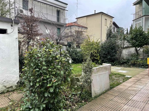casa indipendente in vendita ad Edolo in zona Vico
