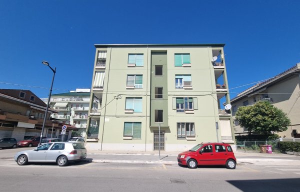 appartamento in vendita ad Edolo in zona Vico