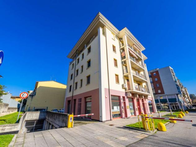 appartamento in vendita ad Edolo in zona Vico