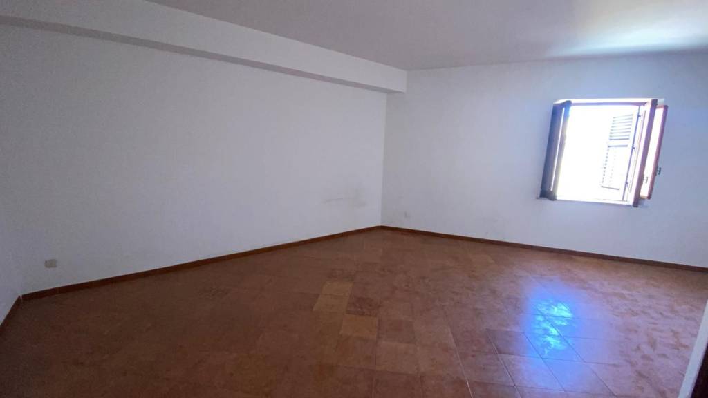 appartamento in vendita ad Edolo in zona Vico