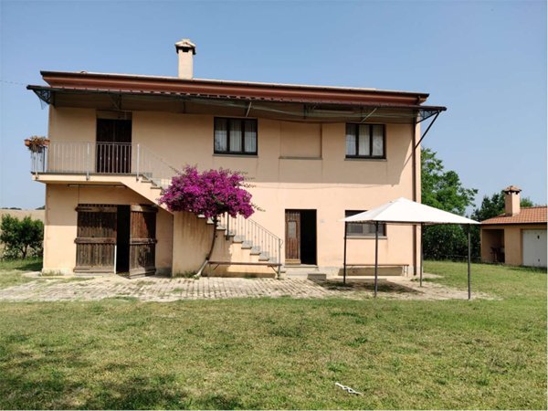 casa indipendente in vendita ad Edolo in zona Vico