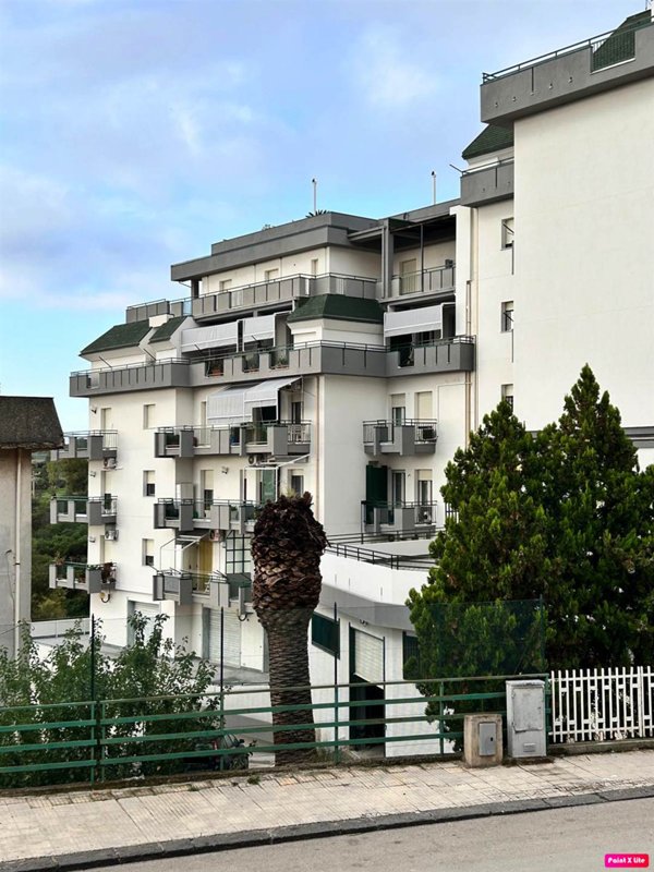 appartamento in vendita ad Edolo in zona Vico