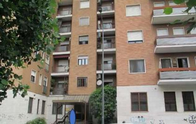 appartamento in vendita ad Edolo in zona Vico