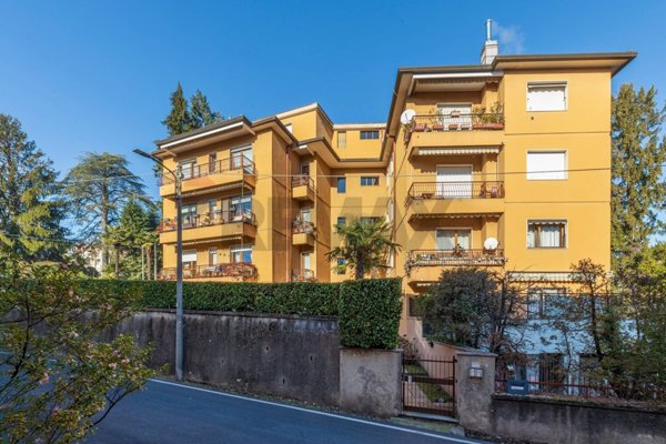 appartamento in vendita ad Edolo in zona Vico
