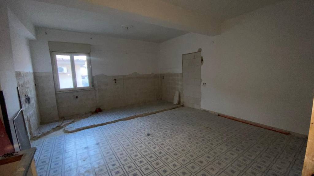 appartamento in vendita ad Edolo in zona Vico