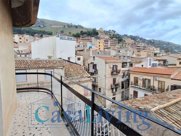 appartamento in vendita ad Edolo in zona Vico