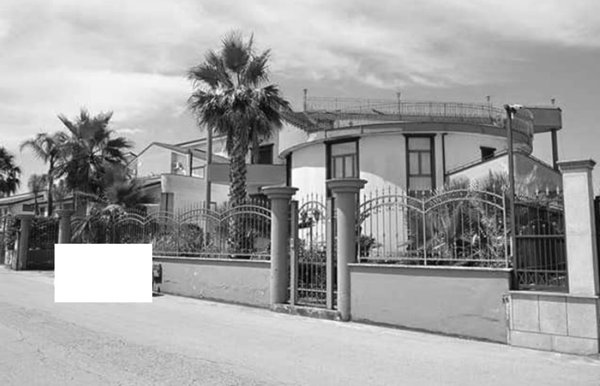 casa indipendente in vendita ad Edolo in zona Vico