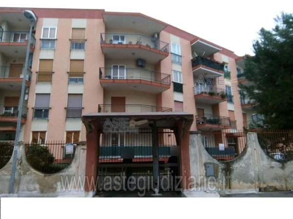 appartamento in vendita ad Edolo in zona Vico