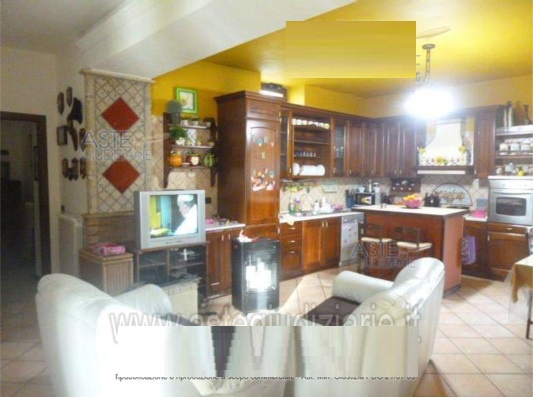 appartamento in vendita ad Edolo in zona Vico