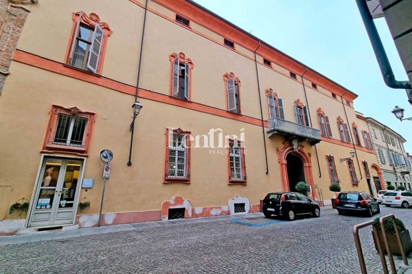appartamento in vendita ad Edolo in zona Vico