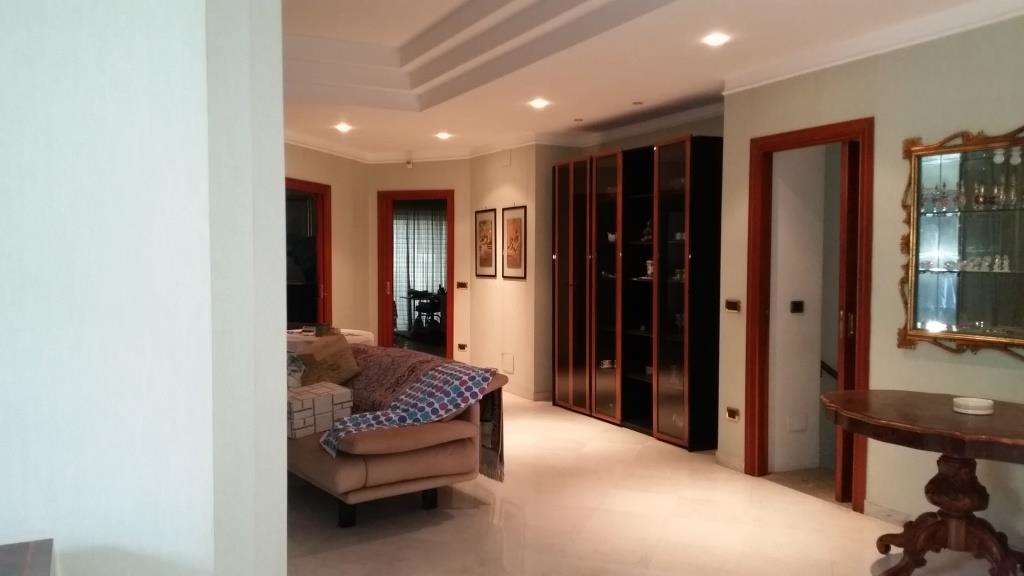 casa indipendente in vendita ad Edolo in zona Vico