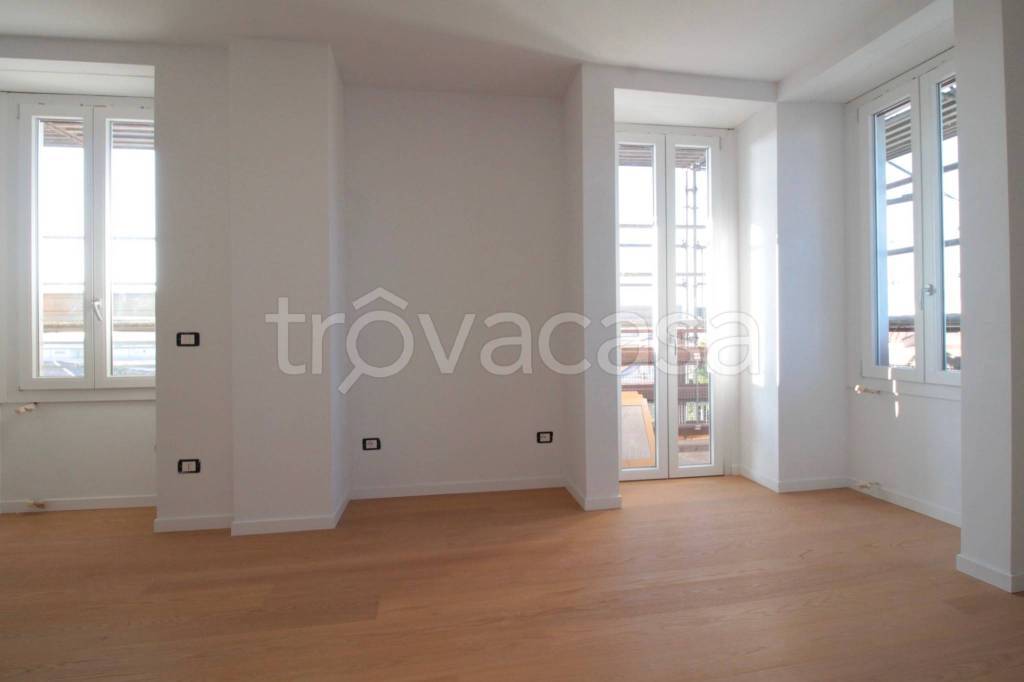 appartamento in vendita ad Edolo in zona Vico