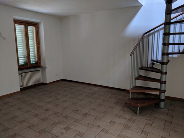 appartamento in vendita ad Edolo in zona Vico