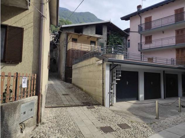 appartamento in vendita ad Edolo in zona Vico