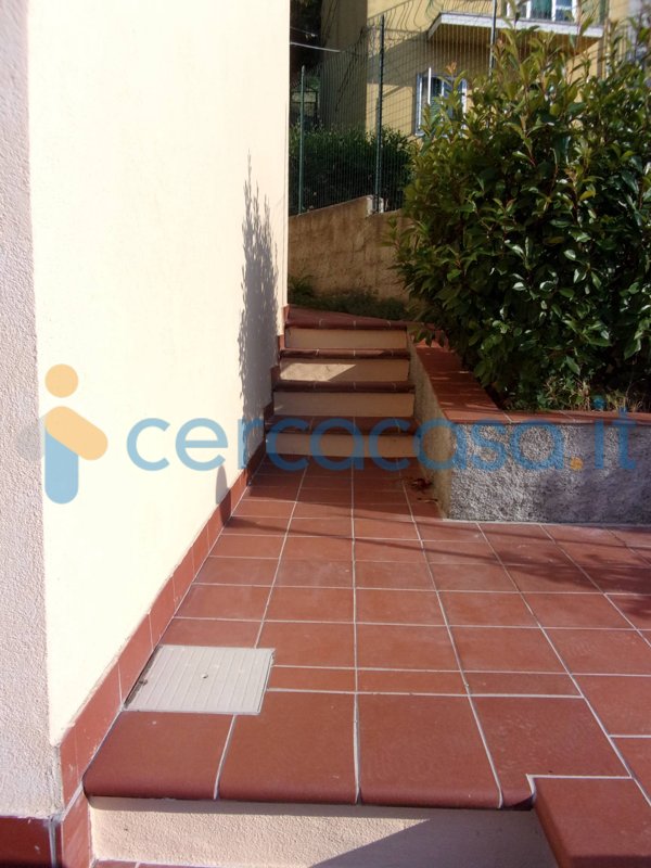 casa indipendente in vendita ad Edolo in zona Vico