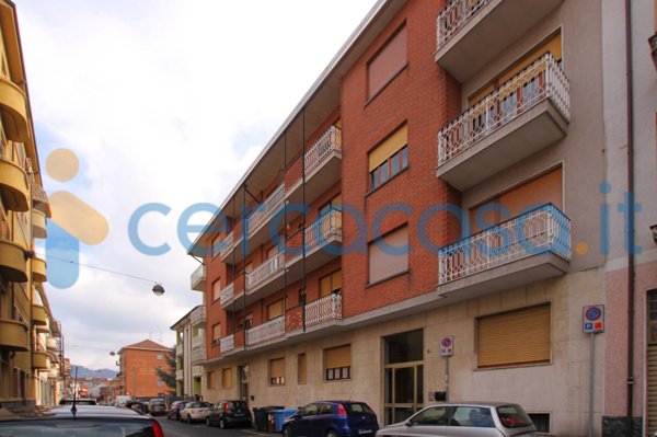 appartamento in vendita ad Edolo in zona Vico