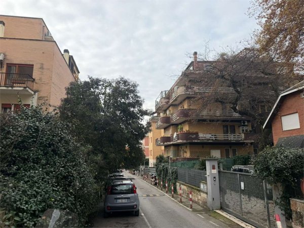 appartamento in vendita ad Edolo in zona Vico