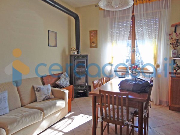 casa indipendente in vendita ad Edolo in zona Vico