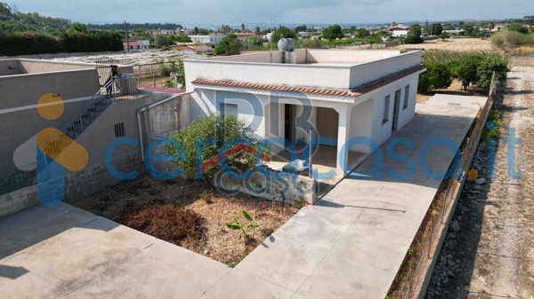 casa indipendente in vendita ad Edolo in zona Vico