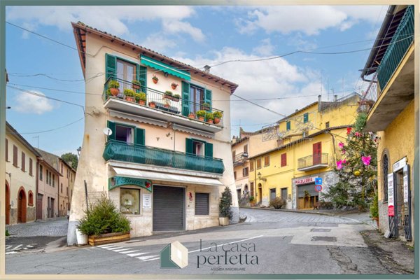 appartamento in vendita ad Edolo in zona Vico