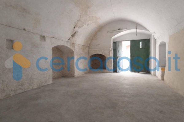 locale di sgombero in vendita ad Edolo in zona Vico