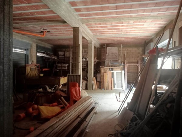 locale di sgombero in vendita ad Edolo in zona Vico