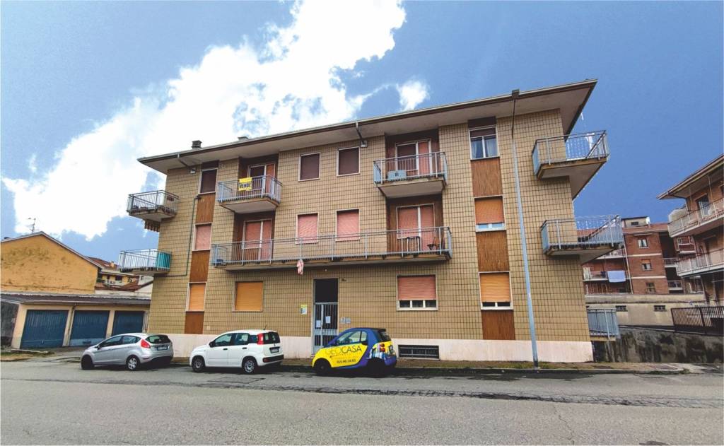 appartamento in vendita ad Edolo in zona Vico