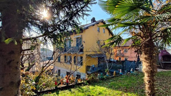 appartamento in vendita ad Edolo in zona Vico