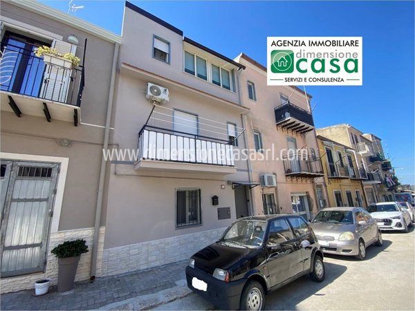 casa indipendente in vendita ad Edolo in zona Vico