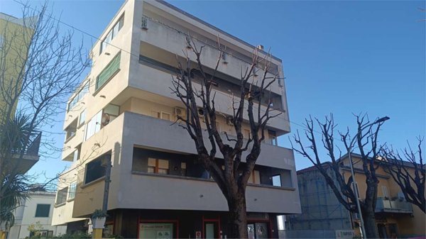 appartamento in vendita ad Edolo in zona Vico