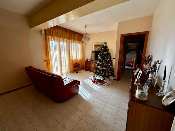 appartamento in vendita ad Edolo in zona Vico